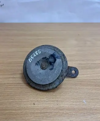 Toyota RAV 4 (XA50) Horn signal 20016 D5286