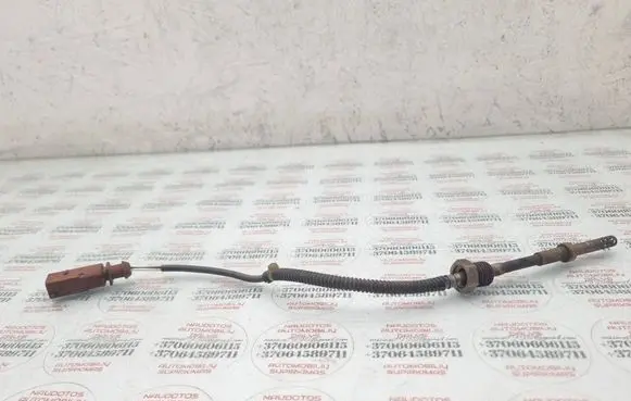 Audi A4 S4 B8 8K Exhaust gas temperature sensor 03L906088E