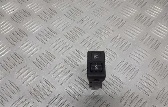 Mazda 6 Light relay 134139
