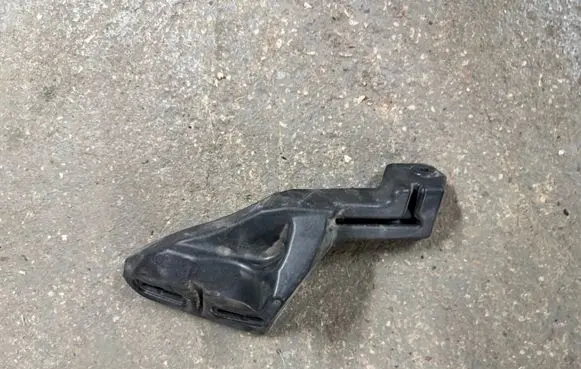 KIA Ceed Fender mounting bracket 9833020780