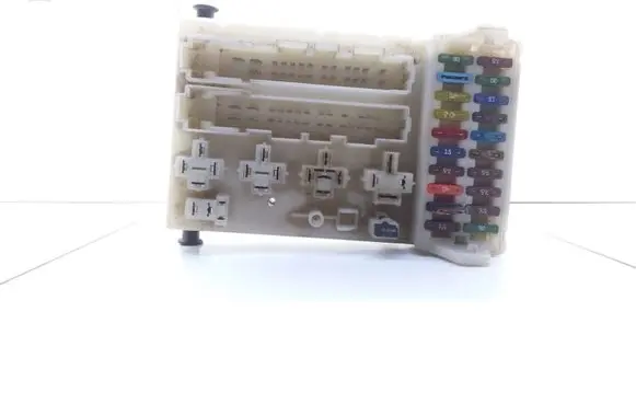 Ford Mondeo MK II Fuse module 93BG14A073EJ