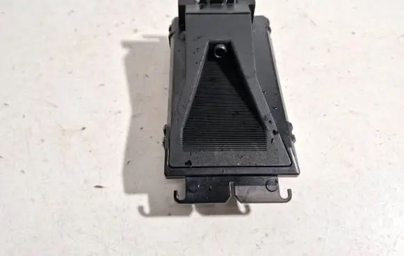 Windshield/windscreen camera