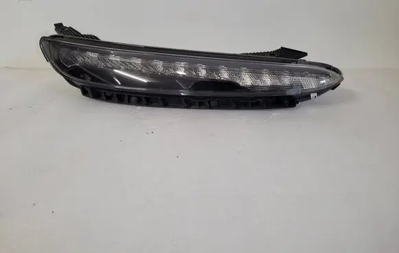 Hyundai Kona I Headlight/headlamp 92208J9600
