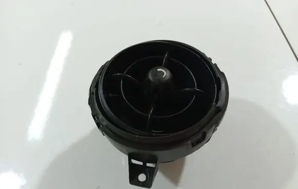 Mini One - Cooper Coupe R56 Dash center air vent grill RG23990