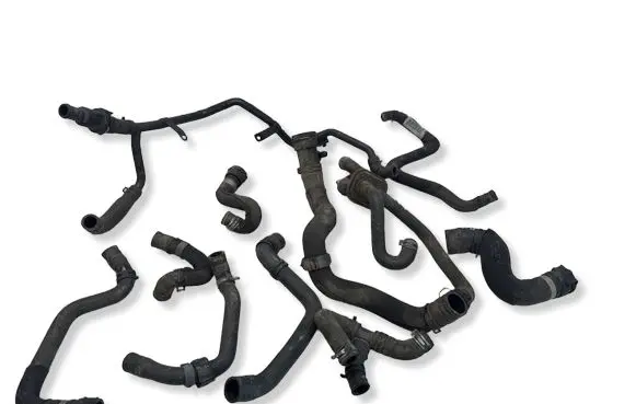 Audi Q5 SQ5 Engine coolant pipe/hose 8R0422887C 8R0121101J 03L121157J