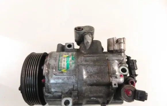 Volkswagen Polo IV 9N3 Air conditioning (A/C) compressor (pump) 6Q0820803H