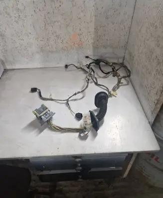 Ford Mustang V Front door wiring loom DR3T14630AD