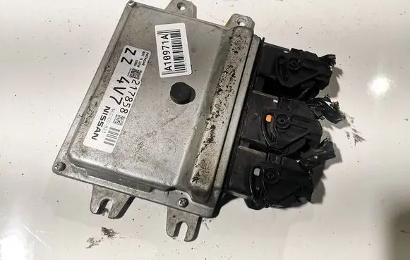 Nissan Micra Engine control unit/module 217858 nec000-823