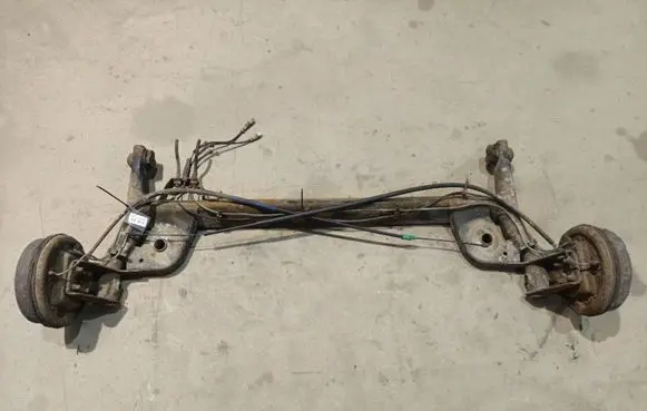 Renault Thalia I Rear subframe 