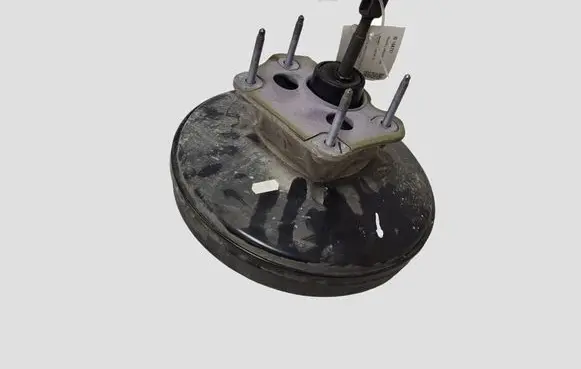 Renault Megane III Brake booster 472100005R