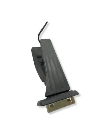 BMW 3 E46 Accelerator throttle pedal 6756493