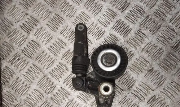 Audi A8 S8 D3 4E Generator/alternator belt tensioner 059145201f
