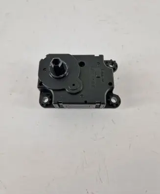 Renault Captur Air flap motor/actuator A21201700