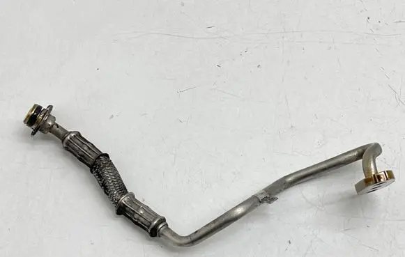 Porsche Macan (95B) Turbo turbocharger oiling pipe/hose 94610708931