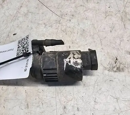 Renault Laguna I Windscreen/windshield washer pump 7700821782