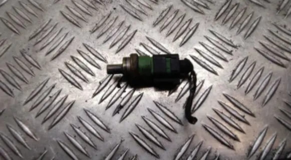 Coolant temperature sensor