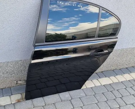 BMW 3 E90 E91 Rear door 