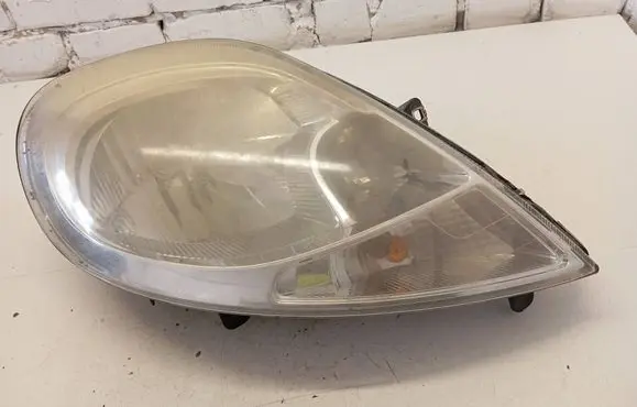 Renault Trafic II (X83) Headlight/headlamp 89313980 8200701356 93859830