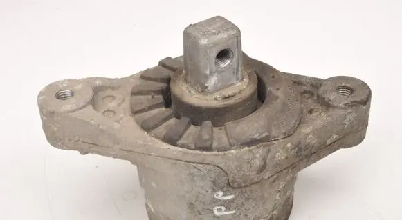 Maserati Ghibli Engine mount vacuum valve 06700048710