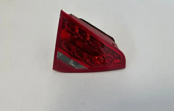 Audi A5 8T 8F Tailgate rear/tail lights 8T0945093B