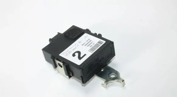 Toyota Auris E180 Door control unit/module 8974102130