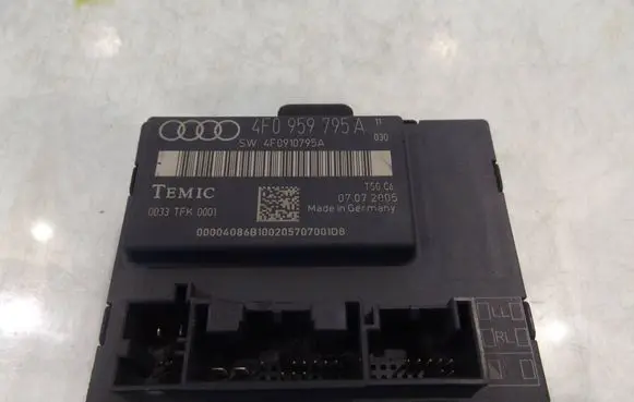 Audi A6 S6 C6 4F Door control unit/module 4F0910795A