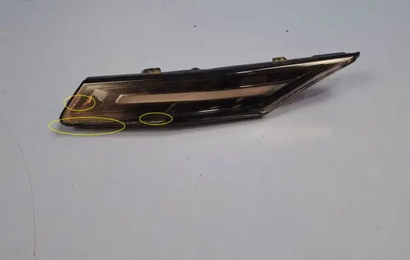Porsche Taycan 9J1 Front bumper turn signal 9J1953041H 9J195301