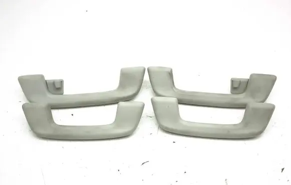 Mazda CX-30 A set of handles for the ceiling 