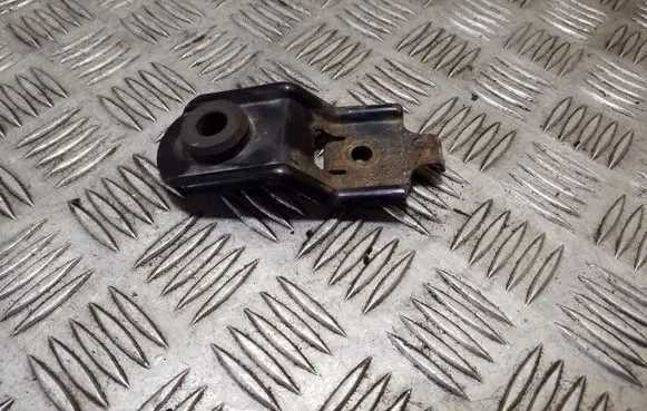 Subaru Forester SG Radiator mount bracket