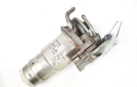 Toyota Urban Cruiser (XP110) Fuel filter 23390yzzha 23390-yzzha