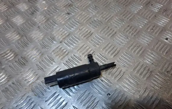 Porsche Cayenne (92A) Headlight washer pump 3B7955681