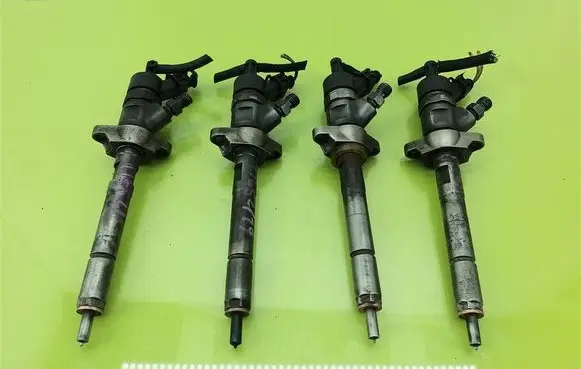 Citroen C4 Grand Picasso Fuel injectors set 0445110259