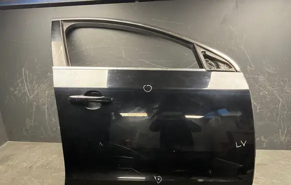 Volvo S60 Front door 31352778