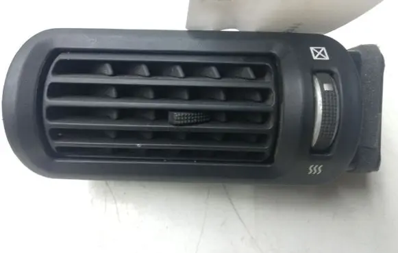 Hyundai Santa Fe Dashboard side air vent grill/cover trim 970502B100