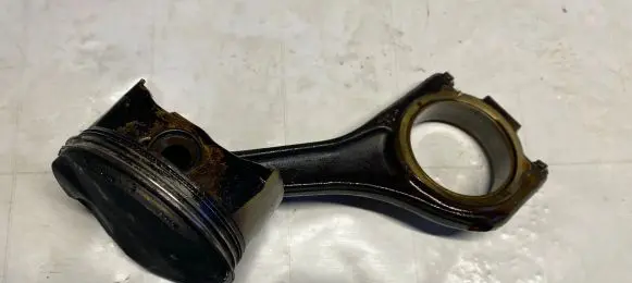 BMW 7 E65 E66 Piston with connecting rod
