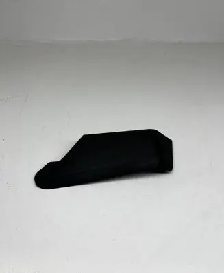 Dodge Challenger Rear/tail light trim molding 68175183