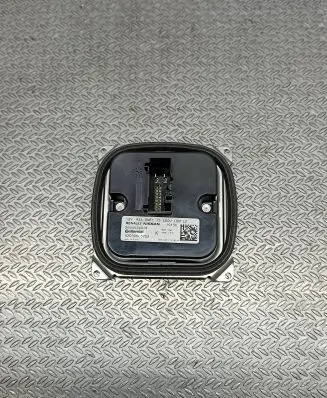 Renault Captur LED ballast control module 260553401R 19156 A2C90665702