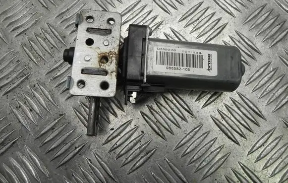 Porsche Cayenne (9PA) Seat adjustment motor 988582105 V896