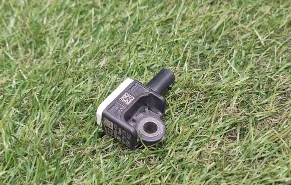 Audi A6 S6 C7 4G Airbag deployment crash/impact sensor 4H0959651A