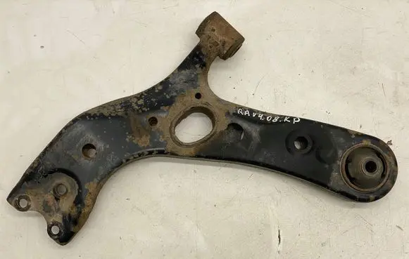 Toyota RAV 4 (XA30) Front control arm