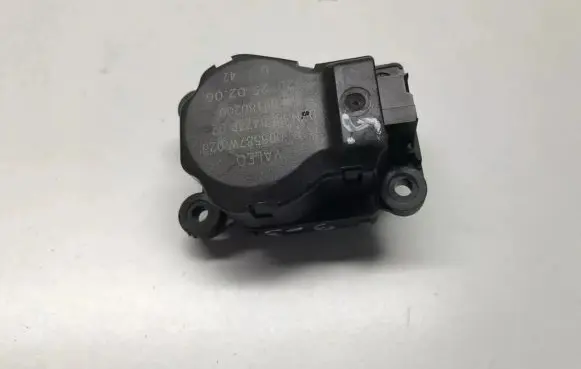 Saab 9-3 Ver2 Air flap motor/actuator 09180200