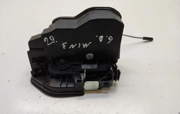 Mini Cooper Countryman R60 Rear door lock 7276686 A053702