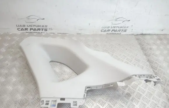 Renault Captur (D)pillar trim (top) 