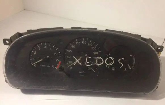 Mazda Xedos 6 Speedometer (instrument cluster) CA09A