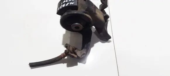 Mazda Premacy Engine mount bracket
