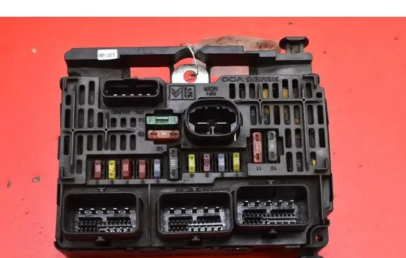 Peugeot 407 Fuse box set 9656086080
