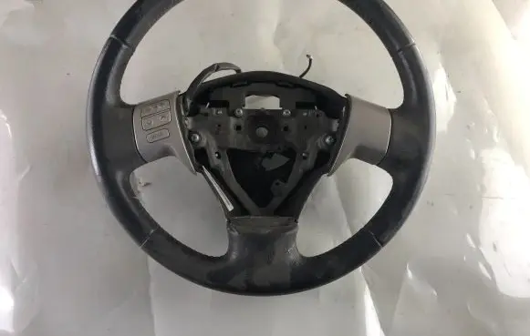 Toyota Auris 150 Steering wheel 