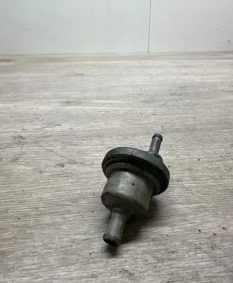 Audi 80 90 B2 Fuel tank valve 050133517 0280142162