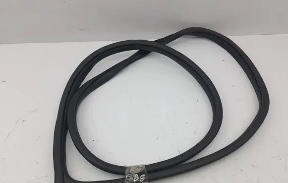 KIA Stonic Rear door rubber seal (on body) 