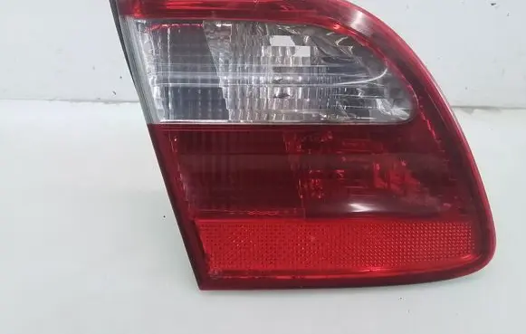 Mercedes-Benz E W211 Tailgate rear/tail lights
